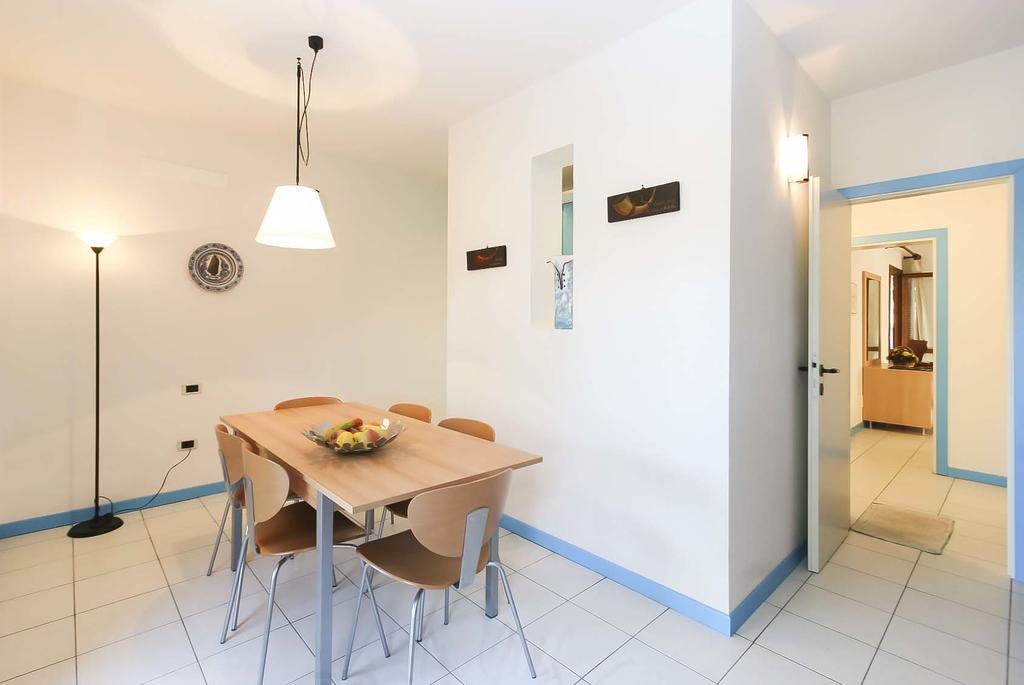 Il Porto Trilocale Nr.7 Apartment Porto Azzurro Exterior photo